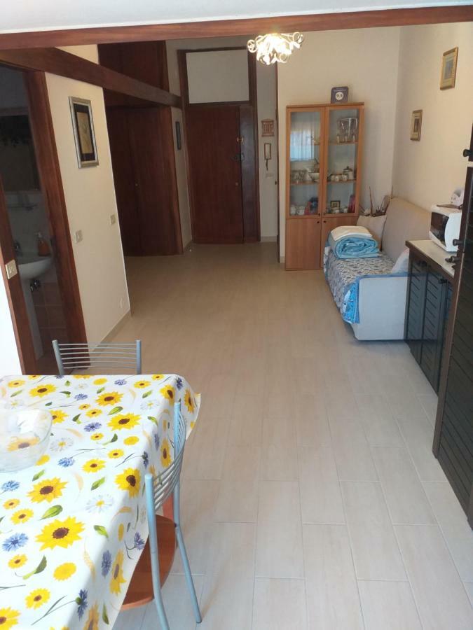 Appartamento Marina Marina Di Carrara Exterior foto